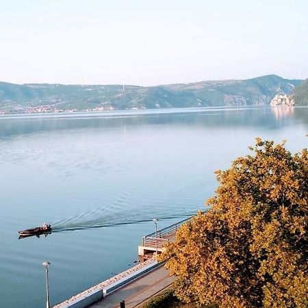 Apartman Bella Vista Golubac Esterno foto