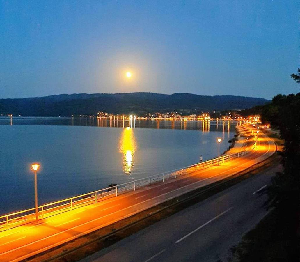 Apartman Bella Vista Golubac Esterno foto